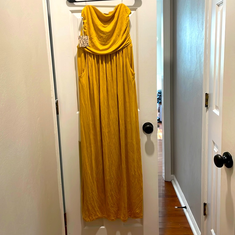 Active USA Women’s Yellow Strapless Dress